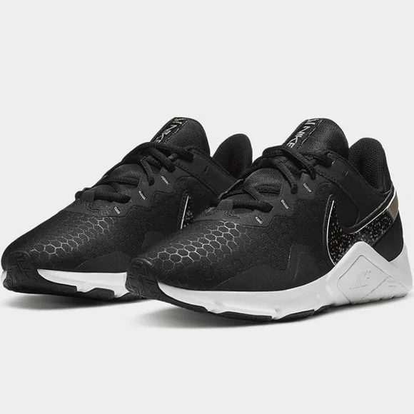 👟🖤 NIKE Legend Essential 2 Women's Shoes (Black/White/Metallic Gold) - Picture 5 of 11